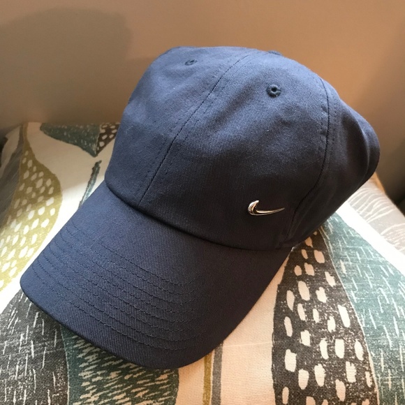 nike open back visor hat